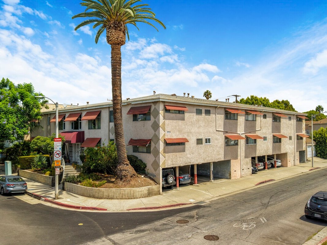 3827 Tilden Ave (The Tilden)
